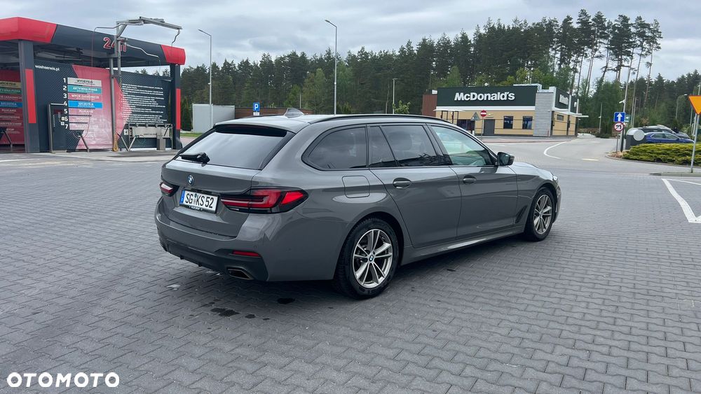 BMW Seria 5 520d M Sport - 5