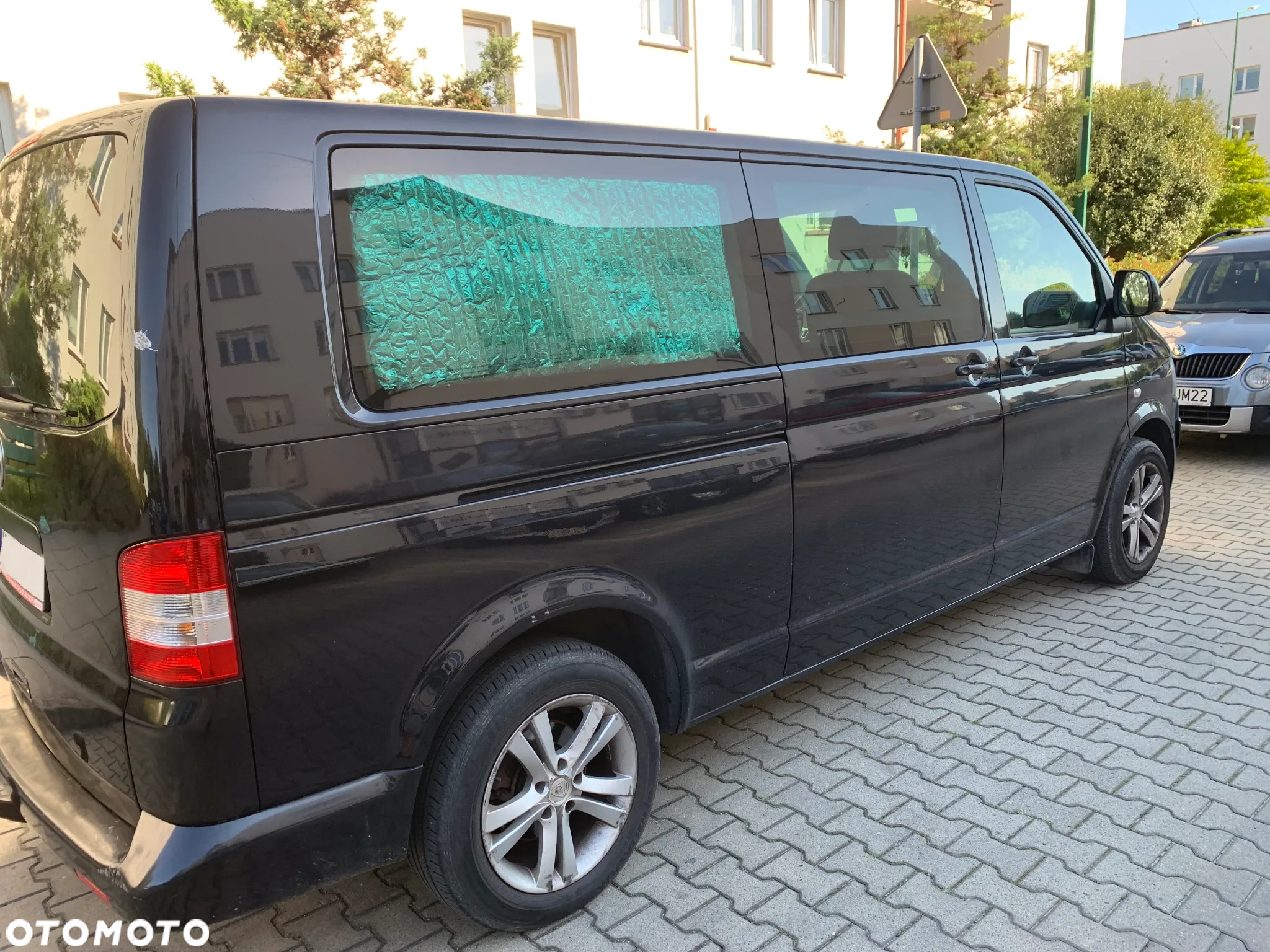 Volkswagen Transporter T5 TDI L2H1 - 7