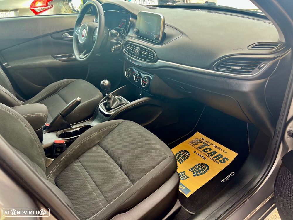 Fiat Tipo 1.6 M-Jet Lounge Tech - 12