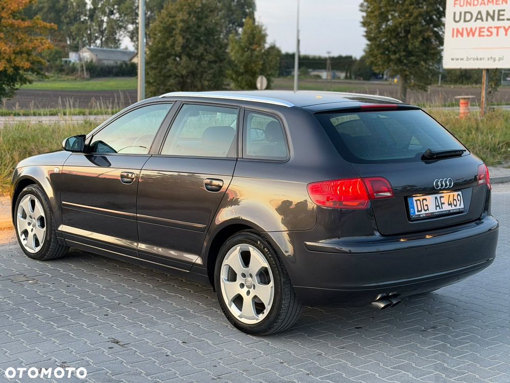 Audi A3 Sportback - 4