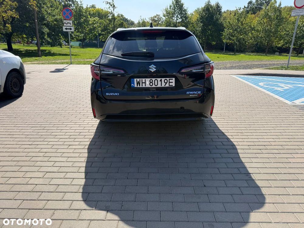 Suzuki Swace 1.8 Hybrid Elegance CVT - 2