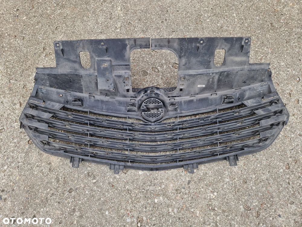 Opel Vivaro II B 14- grill atrapa chrom - 3