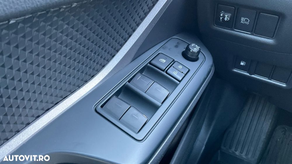 Toyota C-HR - 31