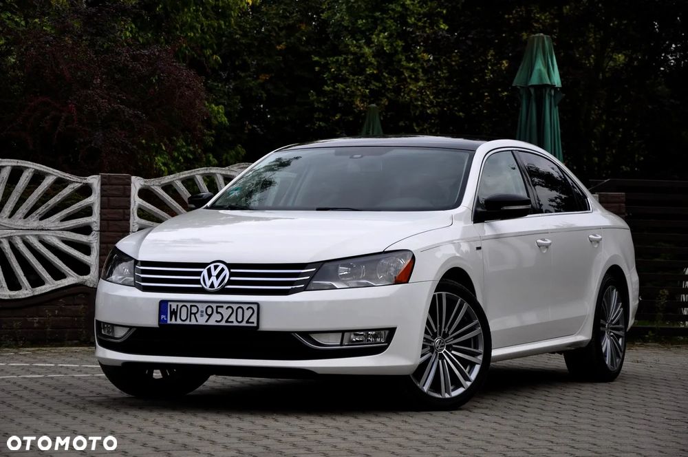 Volkswagen Passat - 11