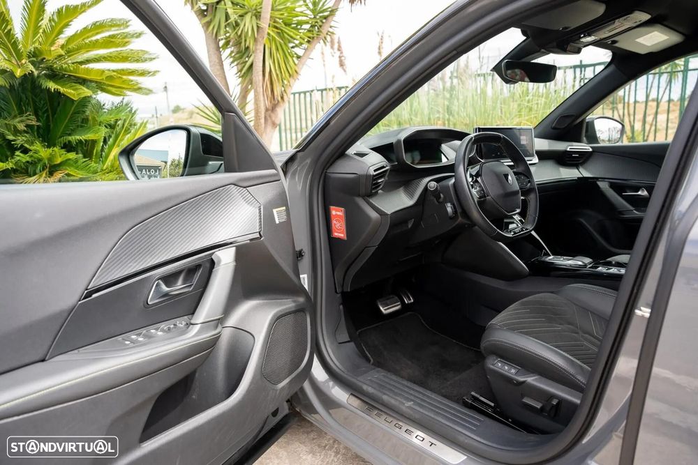Peugeot e-2008 GT - 15