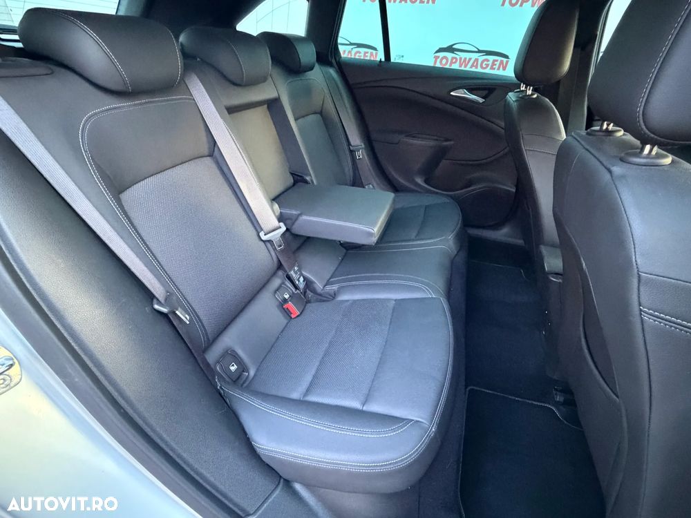 Opel Astra 1.6 D Start/Stop Automatik Ultimate - 22