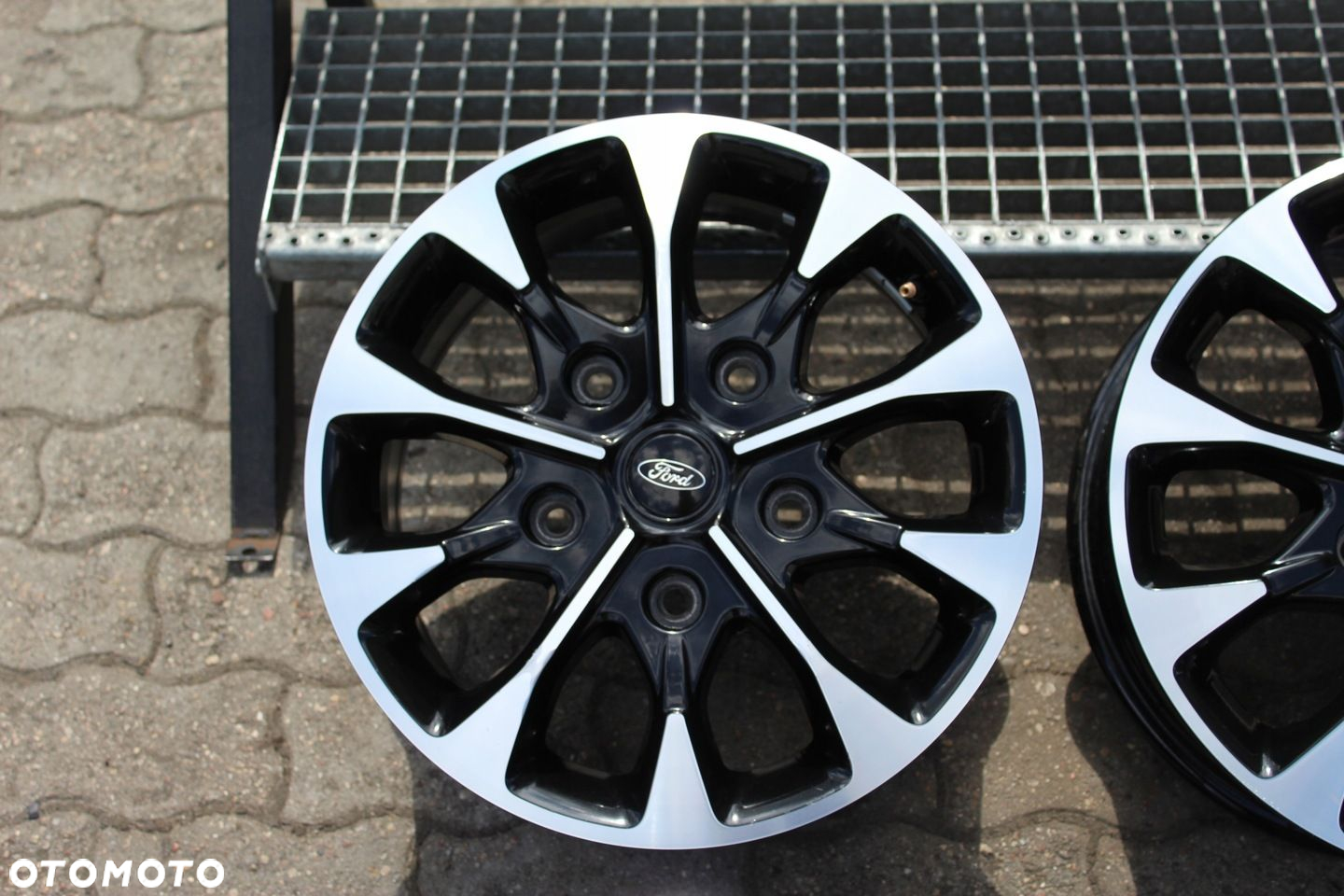 ORYG FORD TRANSIT CUSTOM 17cali 5x160 ET55 7J TPMS - 3