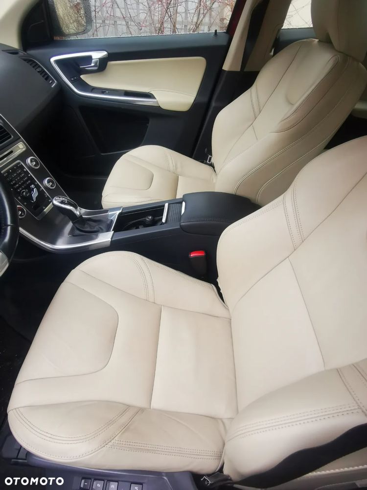 Volvo XC 60 D5 AWD Summum - 13