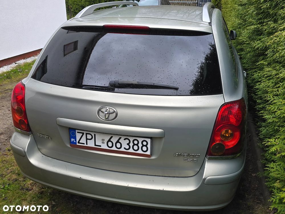 Toyota Avensis 2.2 D-4D Sol - 7
