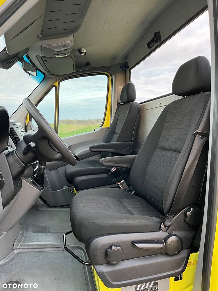 Mercedes-Benz Sprinter - 5