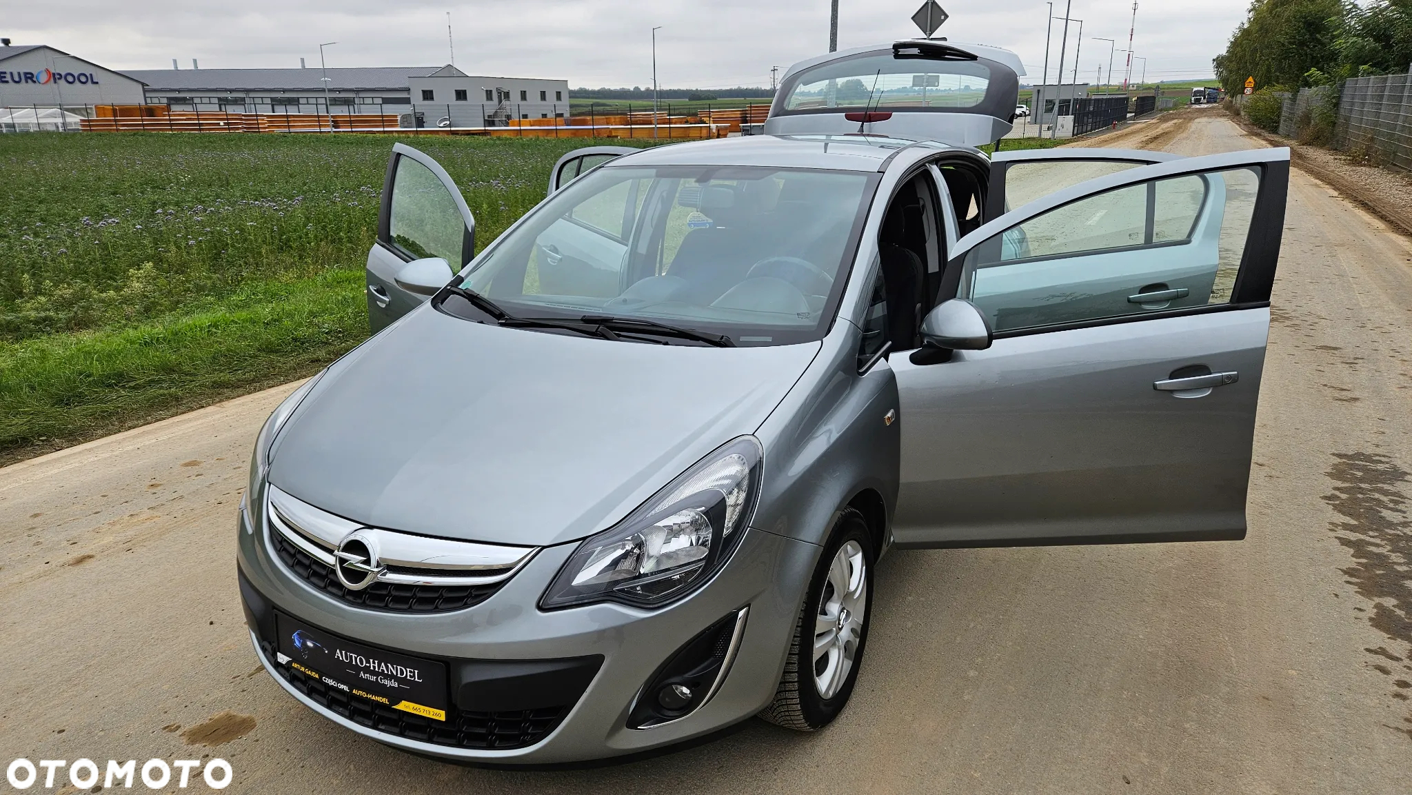 Opel Corsa 1.2 16V Cosmo - 6