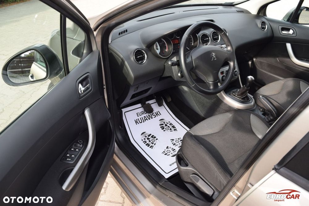 Peugeot 308 1.6 HDi Premium - 10