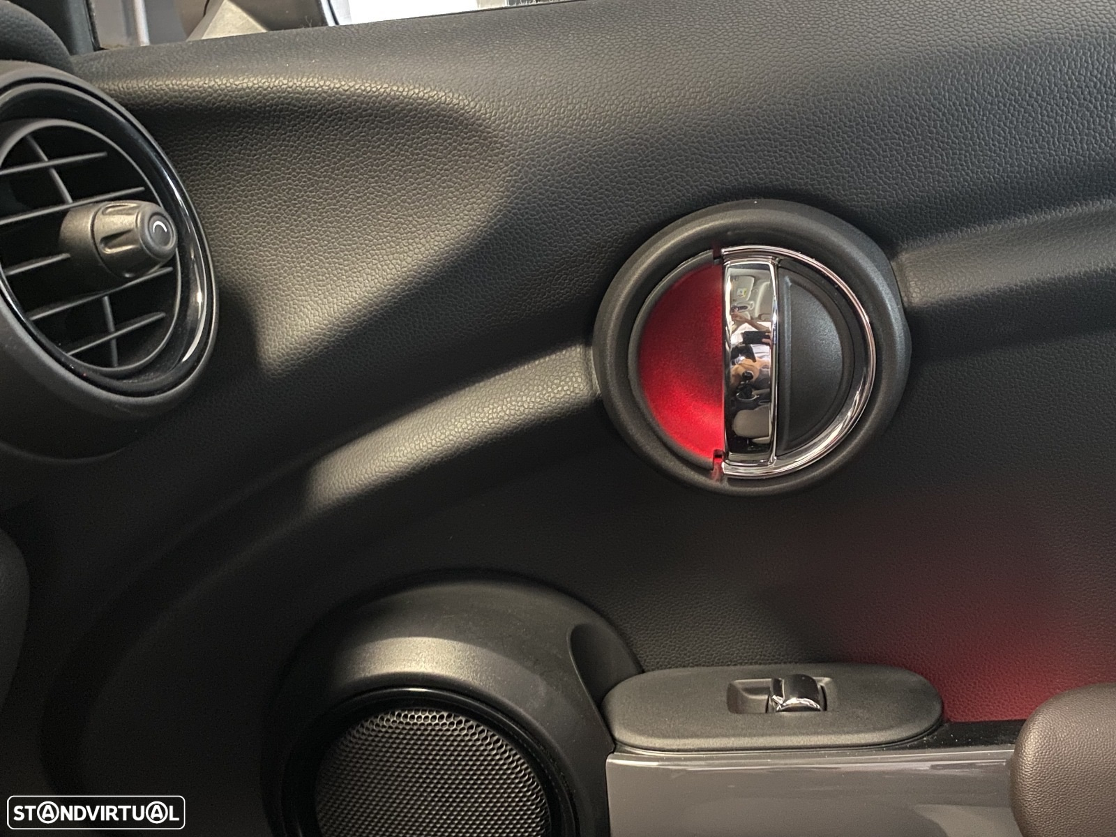 MINI 3 Portas One D - 14