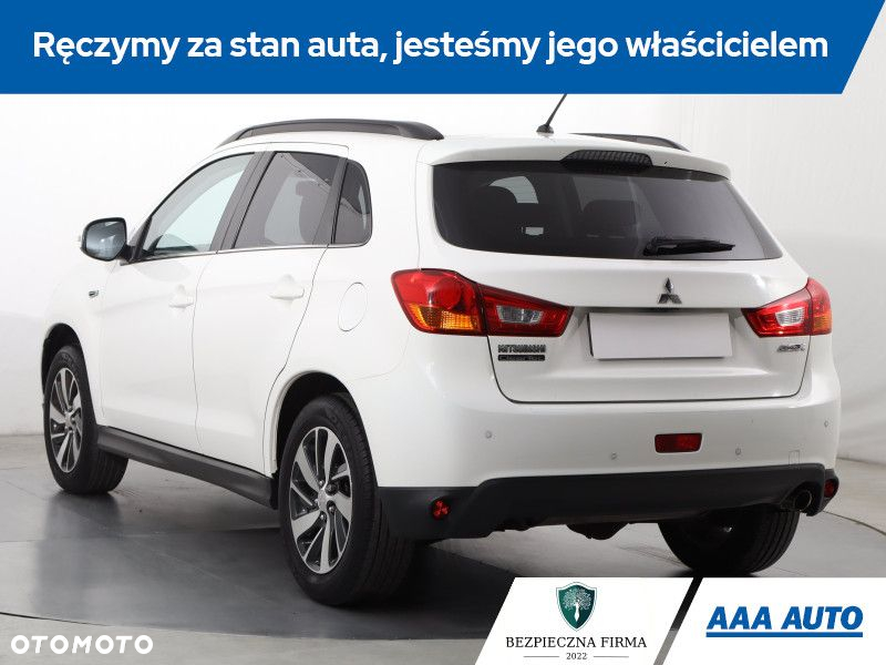 Mitsubishi ASX - 5