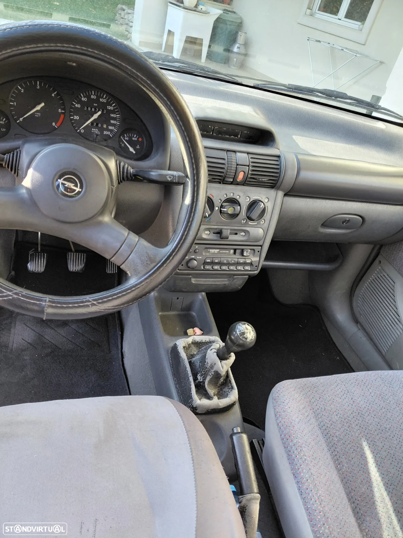 Opel Corsa 1.5 TD GLS - 9