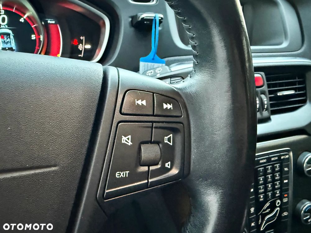 Volvo V40 D2 You - 16