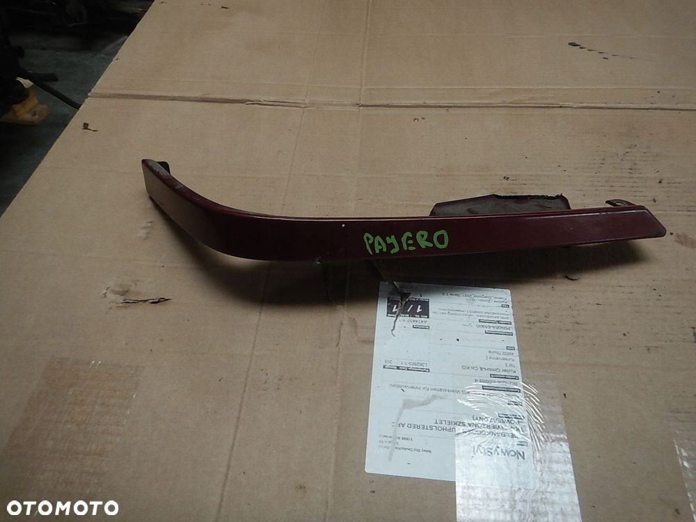 listwa pod lampe prawa mitsubishi pajero sport - 1