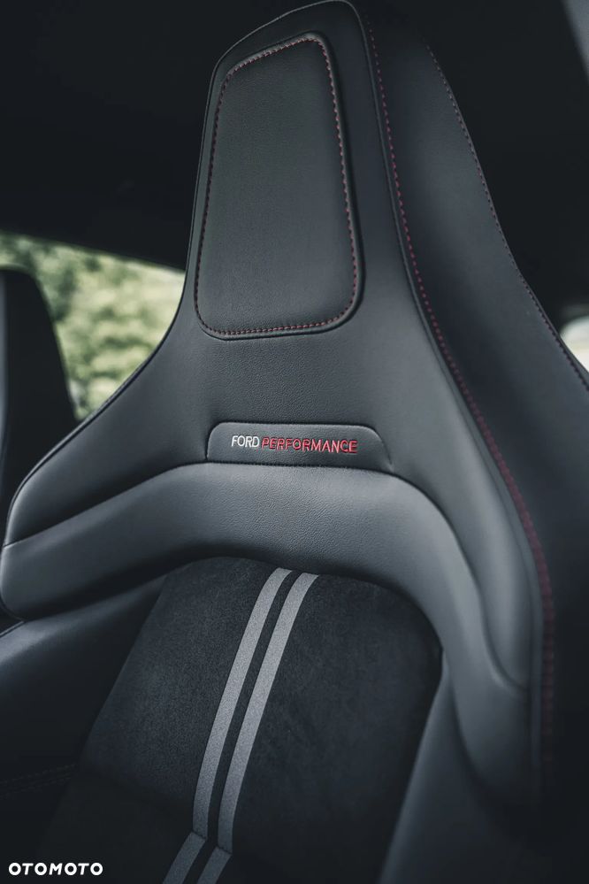 Ford Focus 2.3 EcoBoost ST X - 11