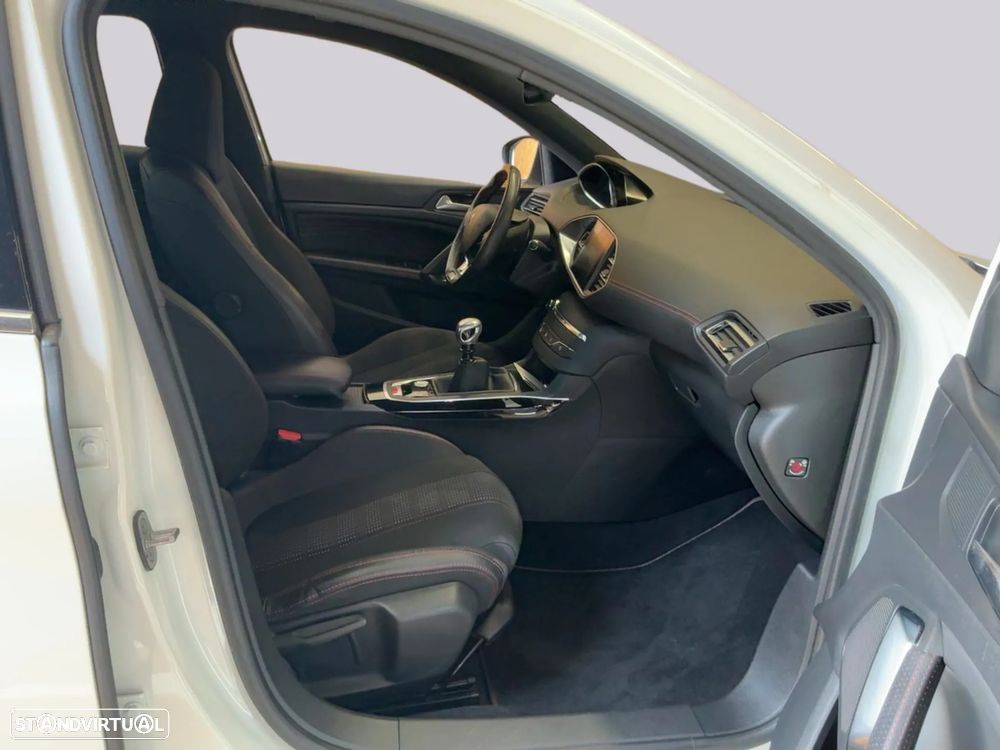 Peugeot 308 - 5