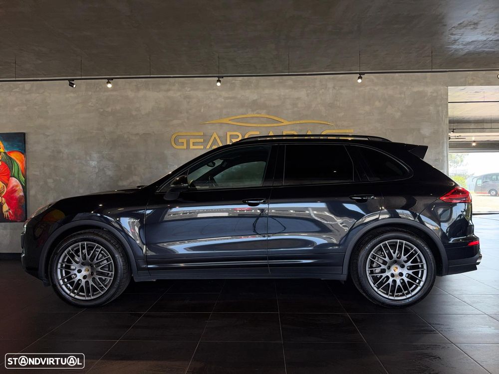 Porsche Cayenne Platinum Edition - 5