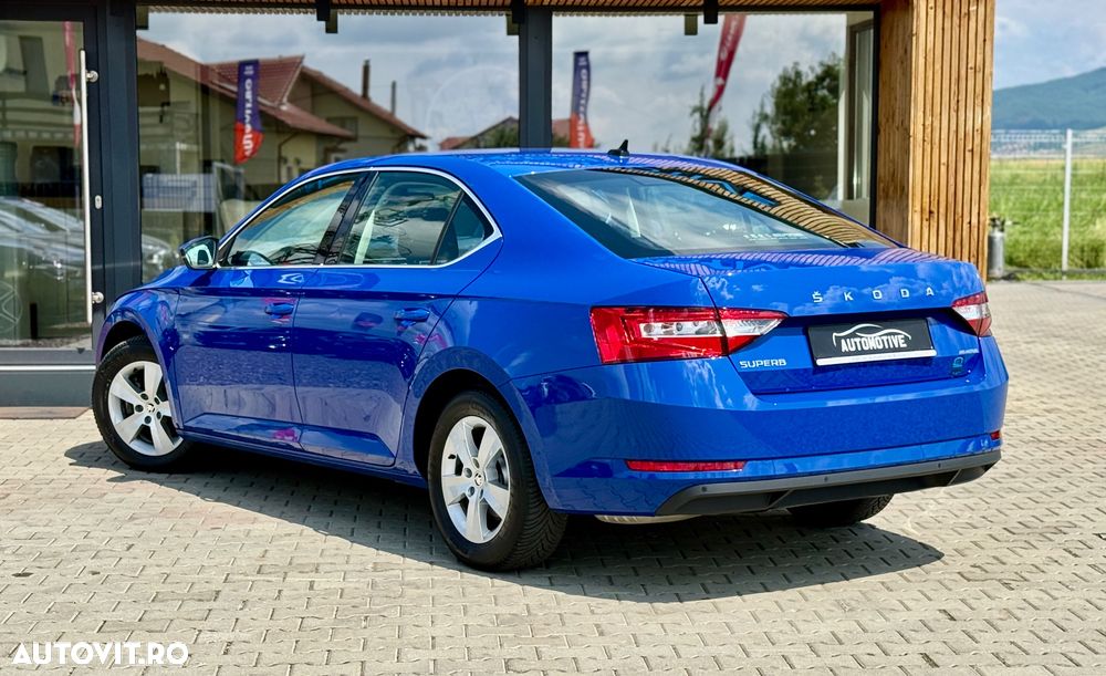Skoda Superb 1.5 TSI DSG Ambition - 5