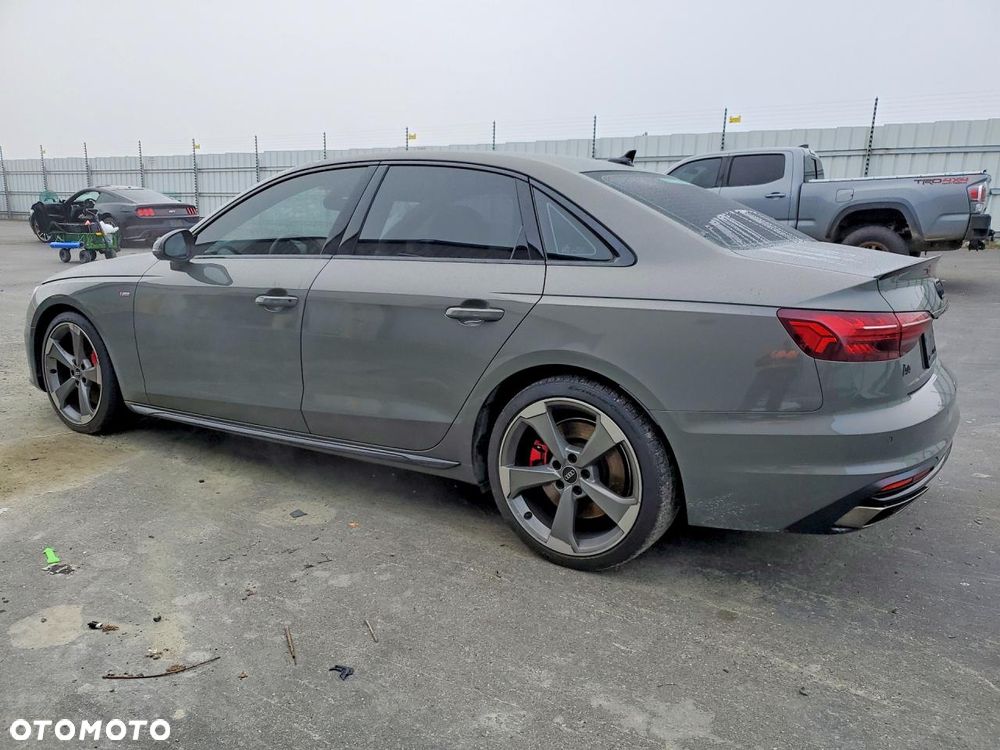 Audi A4 Limousine 45 TFSI quattro S tronic S line - 5