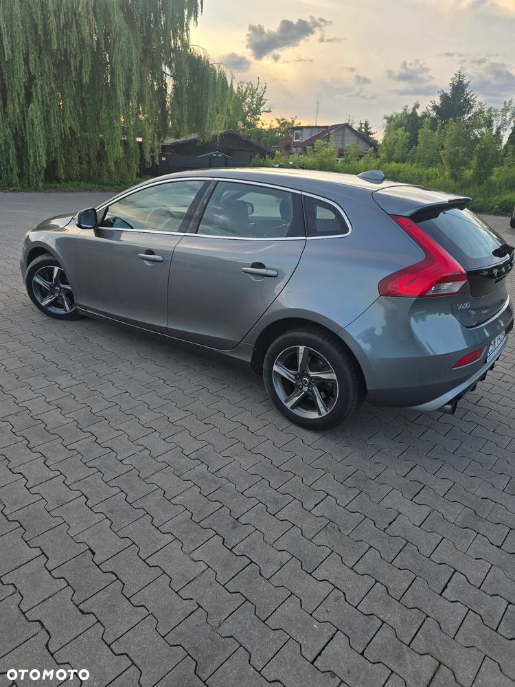 Volvo V40 D3 Drive-E R-Design Momentum - 7