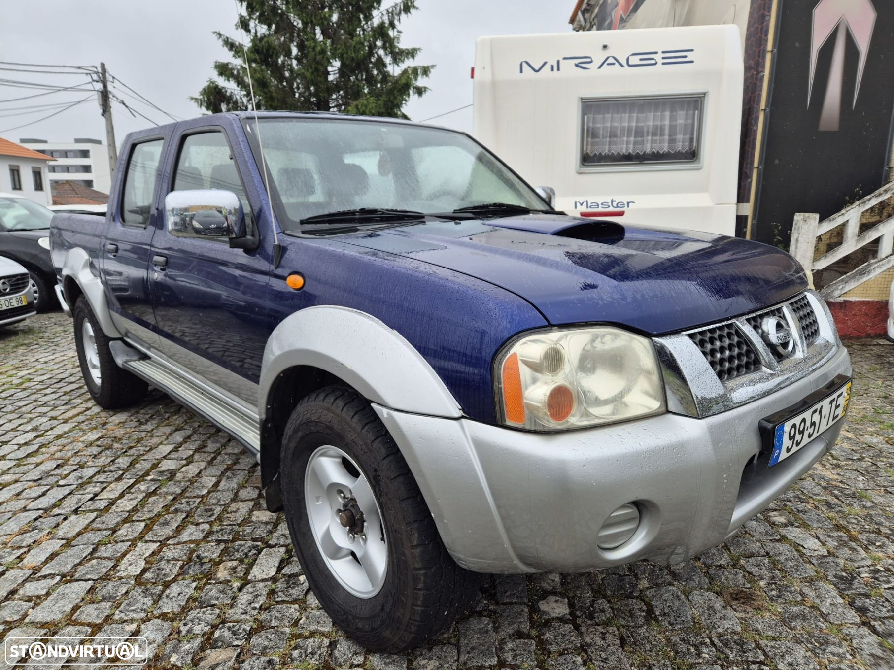 Nissan Navara - 2