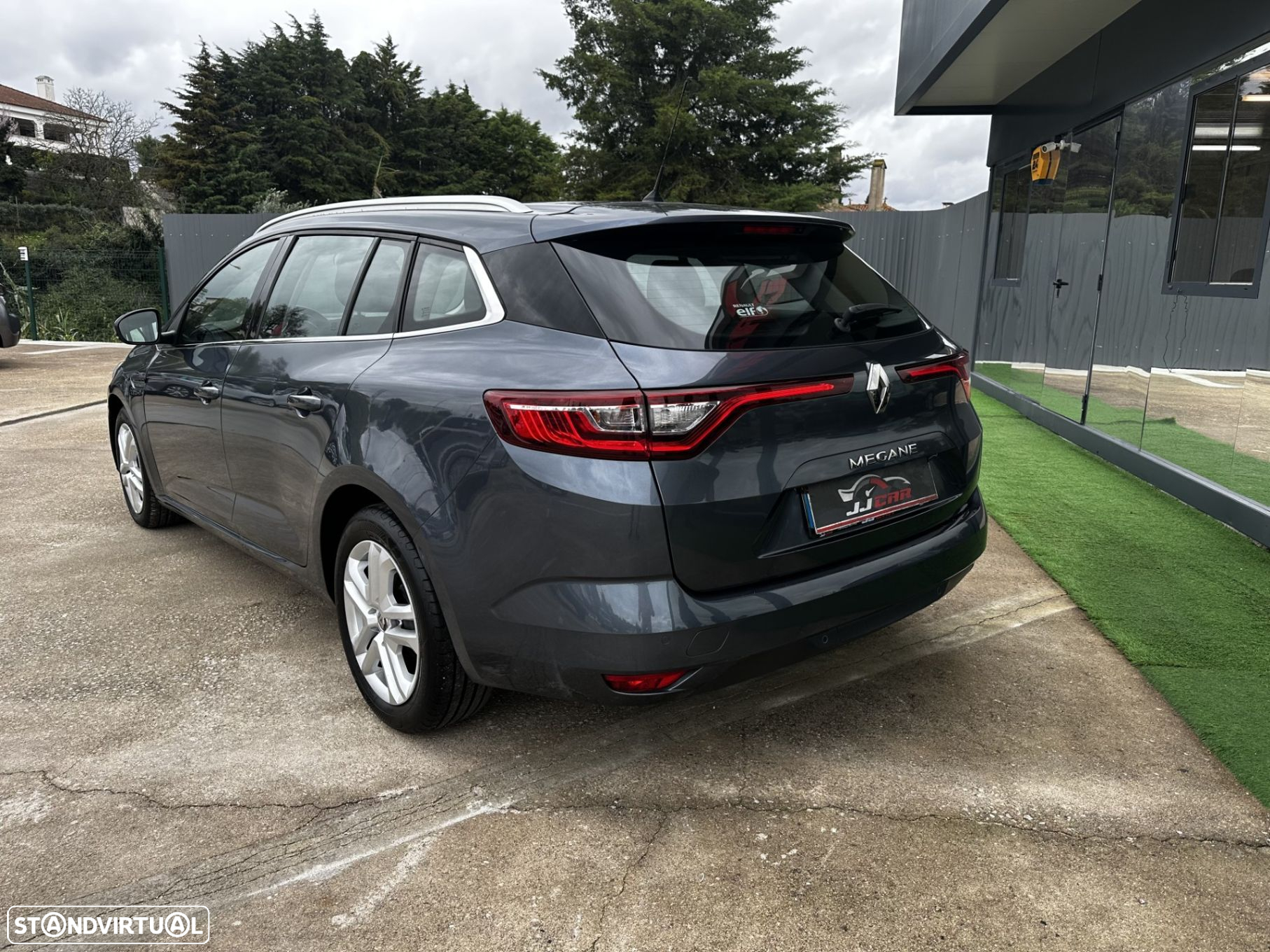 Renault Mégane Sport Tourer 1.5 Blue dCi Intens EDC - 4