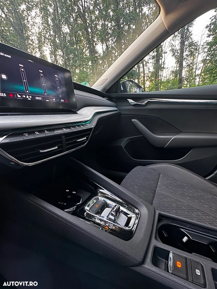 SKODA Octavia 2023 — imagine 14