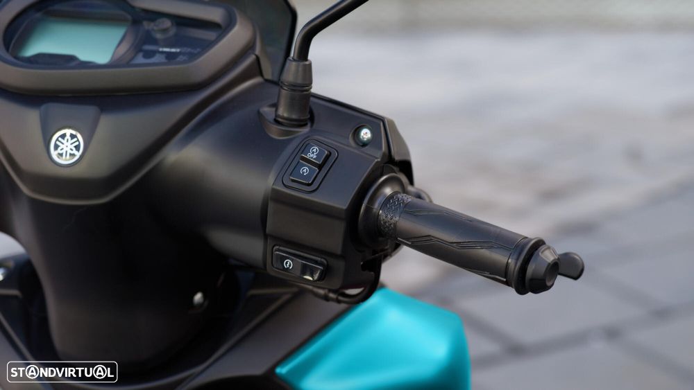 Yamaha RayZR - 8