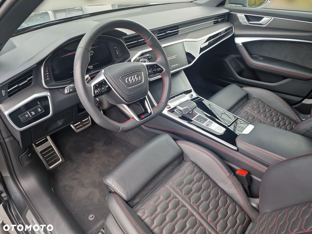 Audi RS6 Avant - 10