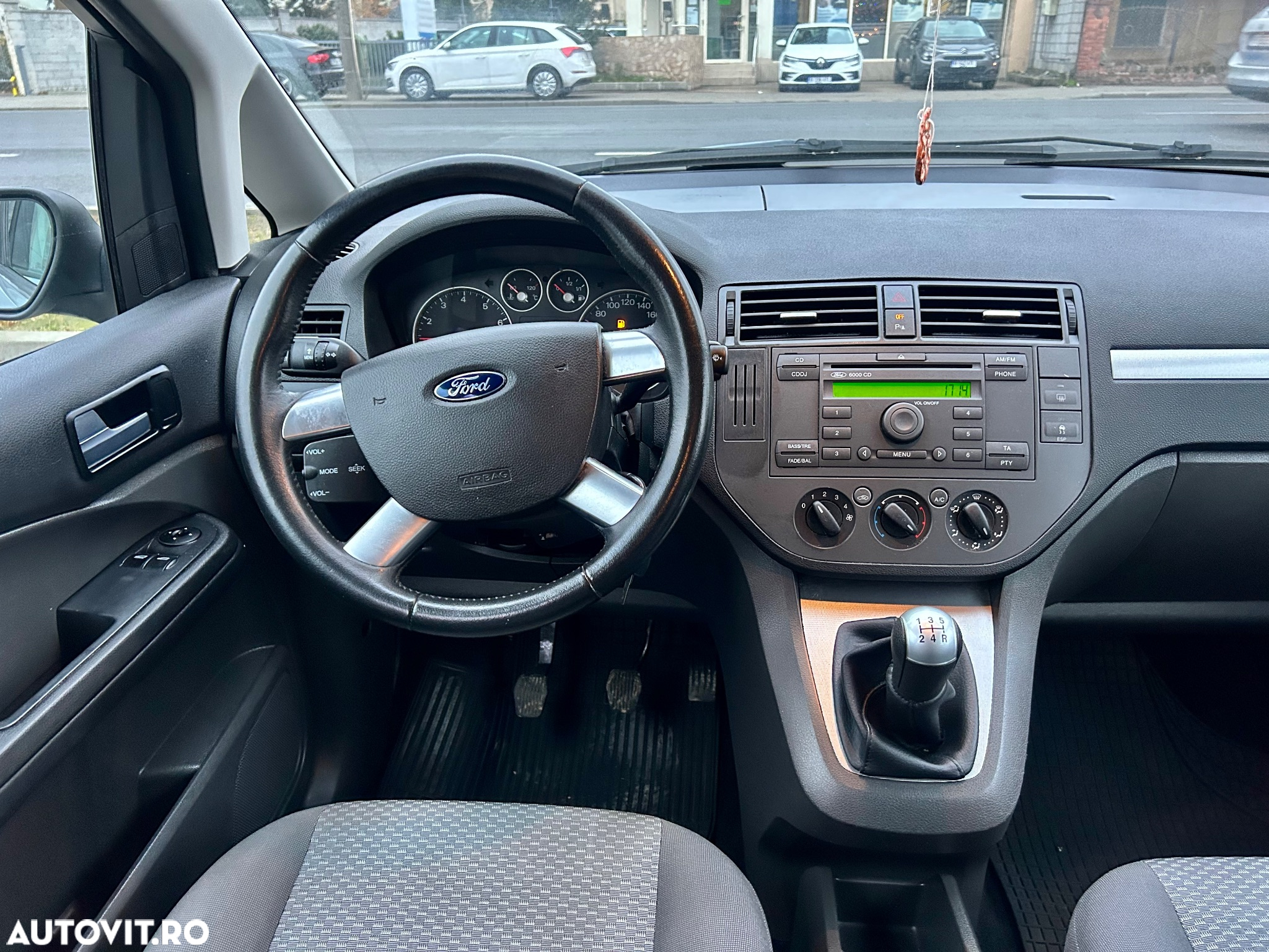 Ford C-Max 1.8 Ghia - 5