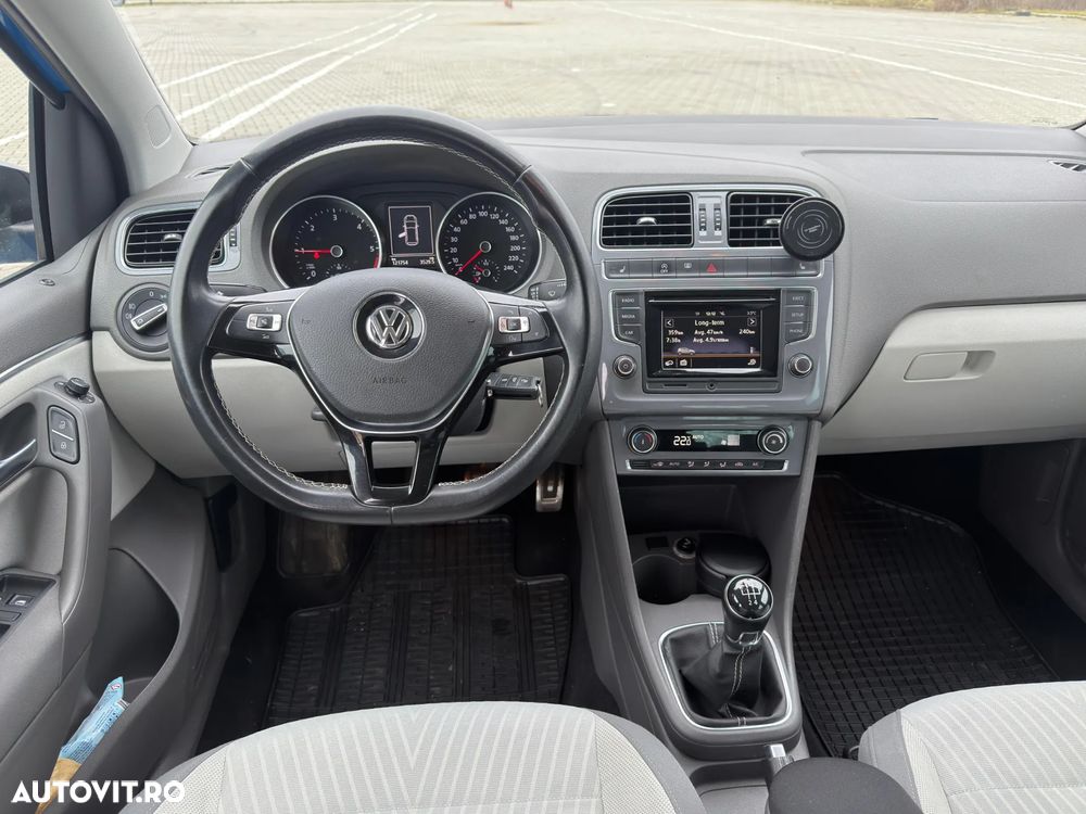 Volkswagen Polo - 4