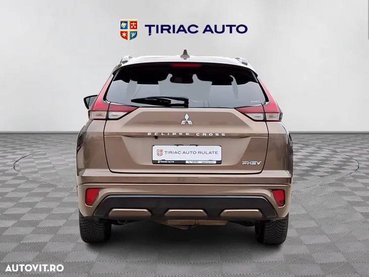 Mitsubishi Eclipse-Cross Plug-In Hybrid 4WD Plus Select - 5