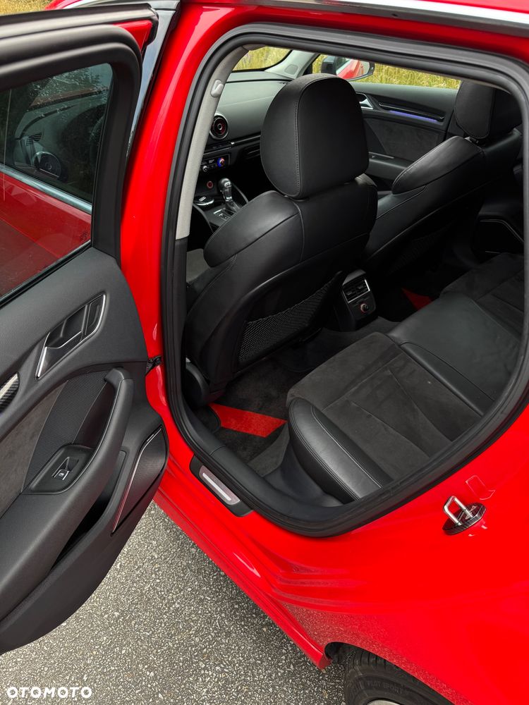 Audi A3 Sportback 2.0 TDI S tronic S line Sportpaket - 19