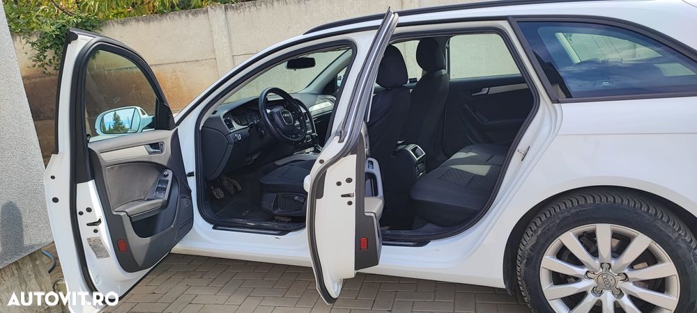 AUDI A4 Avant 2012 — imagine 7