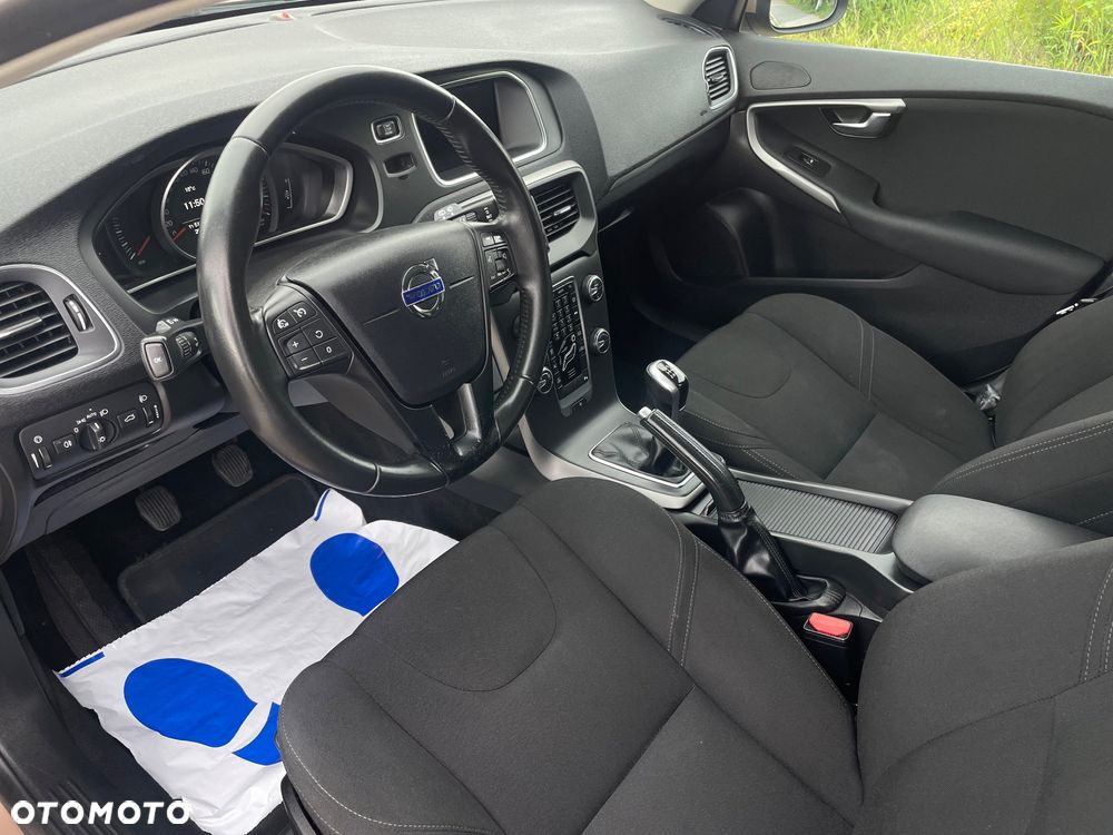 Volvo V40 D2 Kinetic - 7