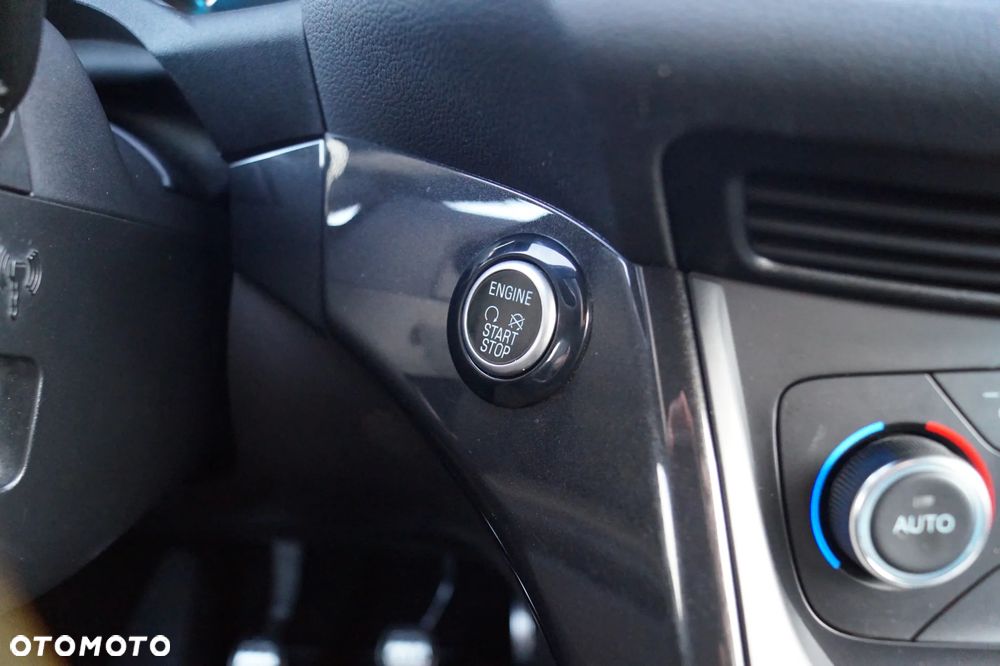 Ford Kuga 1.5 EcoBoost FWD ST-Line Black ASS MMT6 - 23