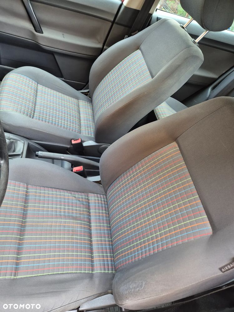 Volkswagen Polo 1.4 TDI Comfortline - 8