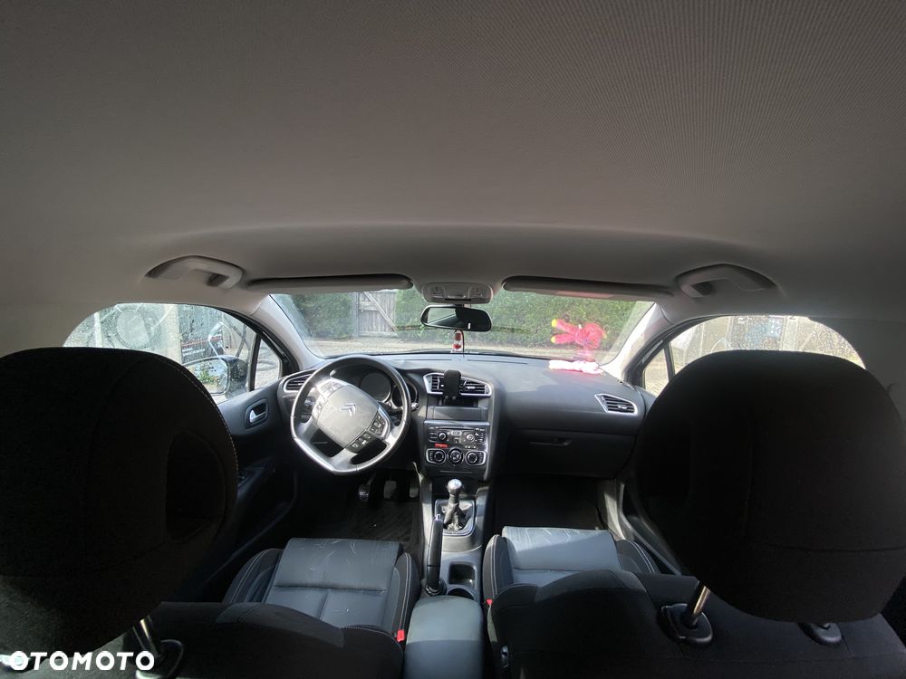 Citroën C4 1.6 VTi Attraction - 12