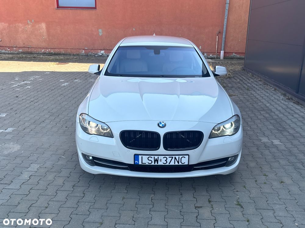 BMW Seria 5 530d xDrive - 4