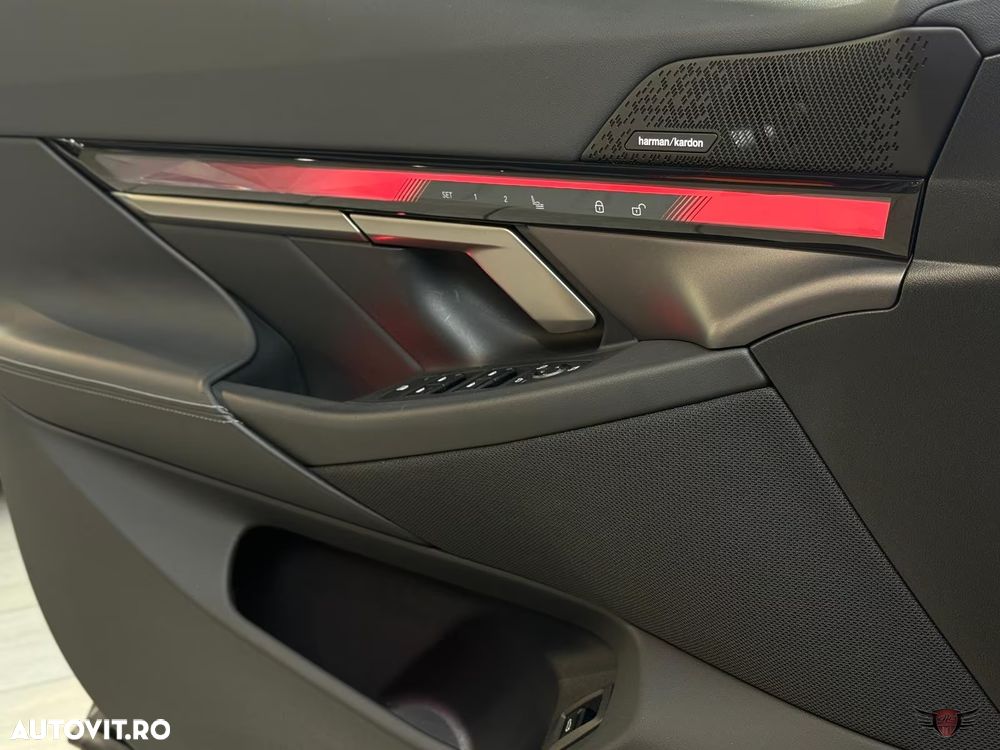 BMW Seria 5 550e xDrive Aut. - 12