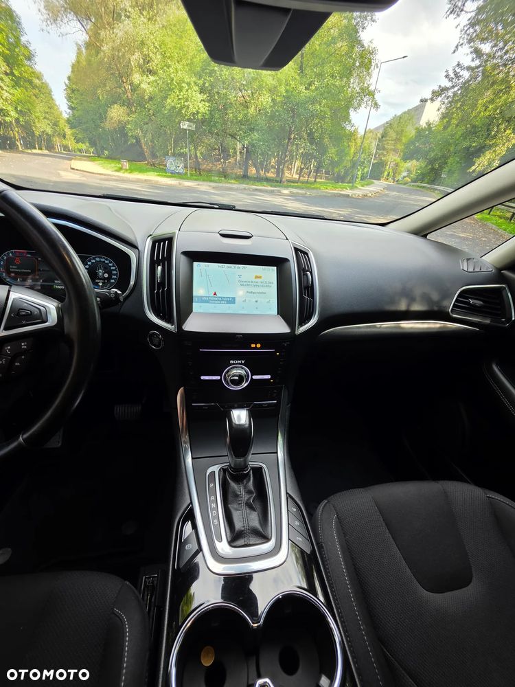 Ford S-Max 2.0 TDCi Bi-Turbo Titanium PowerShift - 23