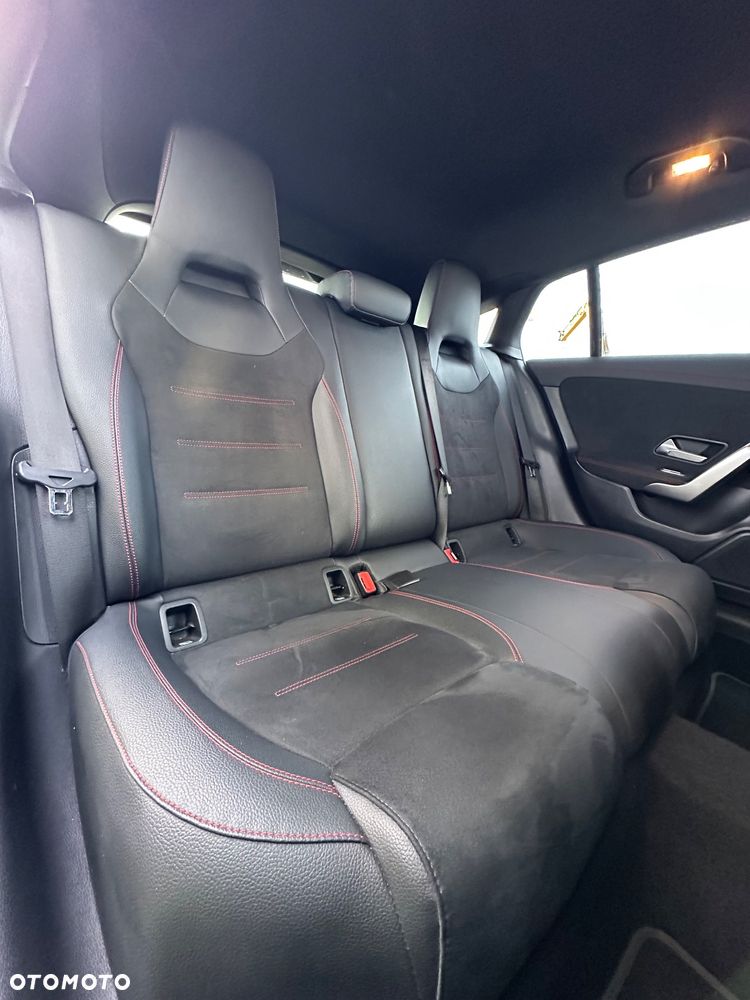 Mercedes-Benz CLA 180 d 8G-DCT AMG Line Advanced Plus - 10