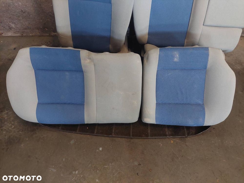 FOTELE KOMPLET LEWY PRAWY KANAPA TYŁ VOLKSWAGEN GOLF IV 3D - 2