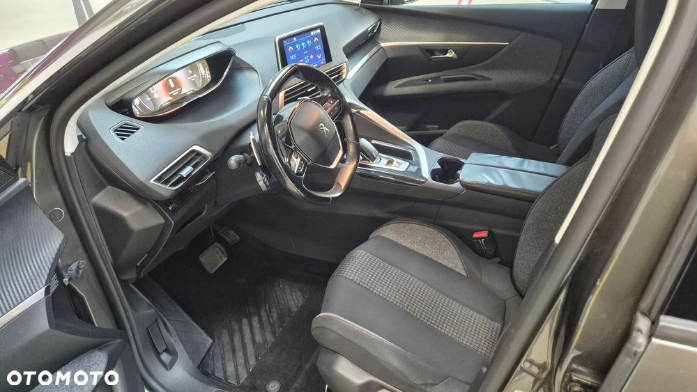 Peugeot 3008 1.5 BlueHDi Active S&S EAT8 - 9