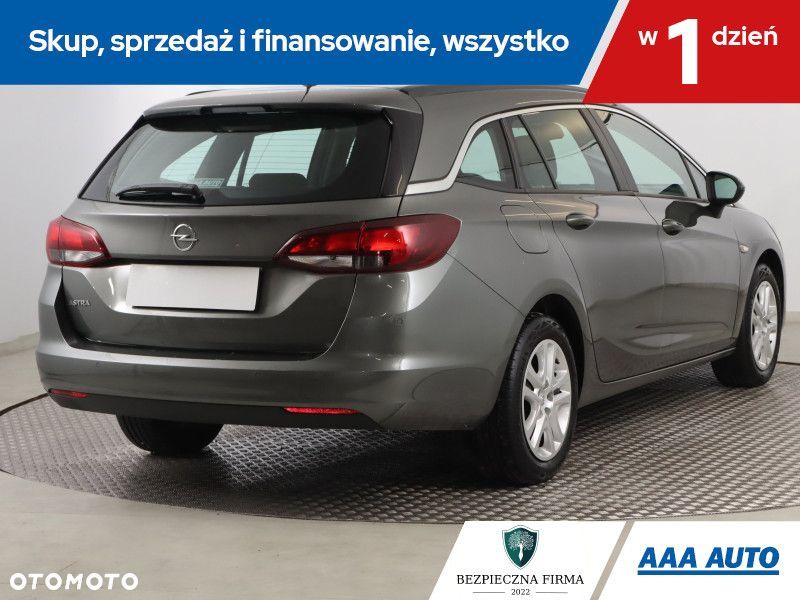 Opel Astra - 6