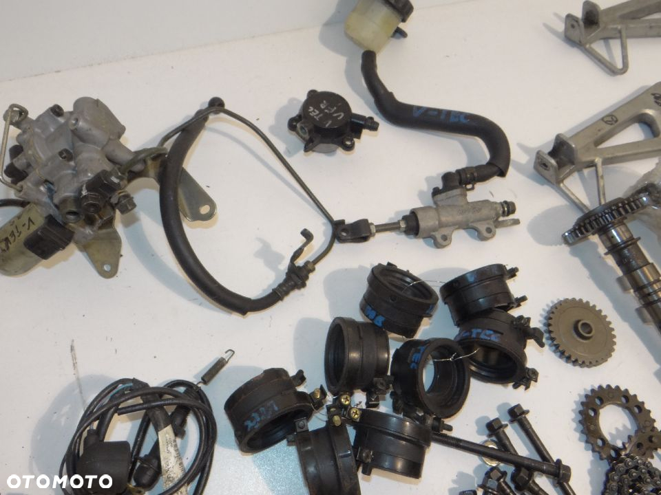 VFR 800 VTEC przekaźnii czujnik cewkofajka wałek rozrządu pokrywa krociec koło magnesowe R115 - 16