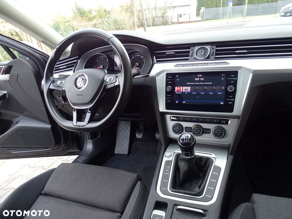 Volkswagen Passat 2.0 TDI BMT Comfortline - 33